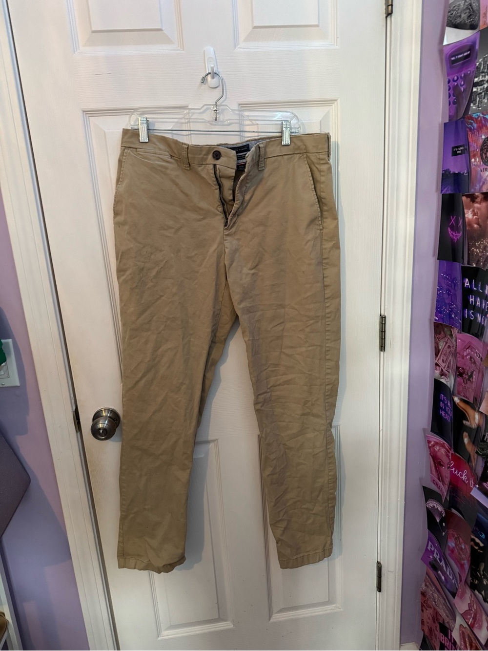 Tommy Hilfiger Khaki Chinos - Classic Tan